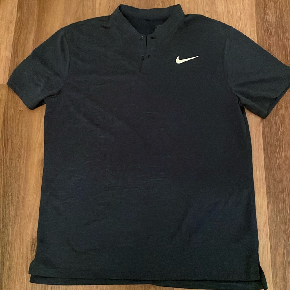 NWOT Nike Golf Polo, Size L